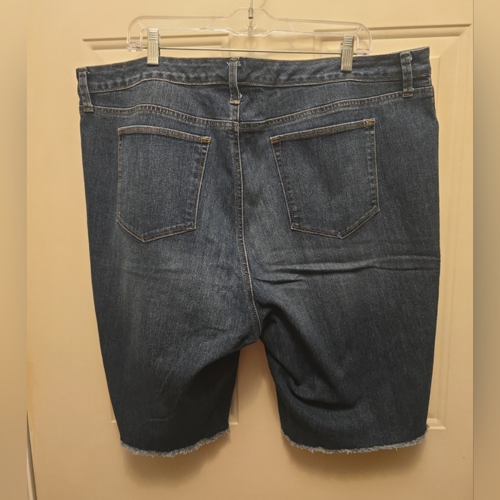 Style & Co. Dark Blue Denim Shorts - Picture 2 of 4